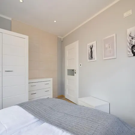 Lidia Sauna & Jacuzzi