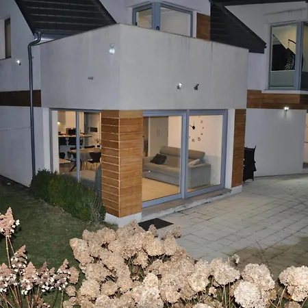 Lidia Sauna & Jacuzzi