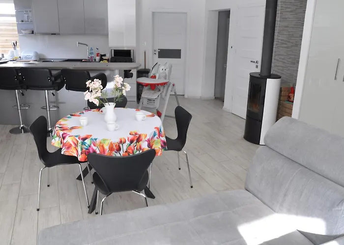 Lidia Sauna & Jacuzzi Prázdninový dům *