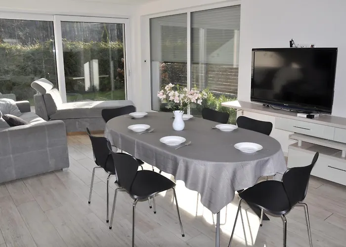 Lidia Sauna & Jacuzzi *